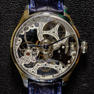 "Carpal DM" DressManual Watch - 40mm